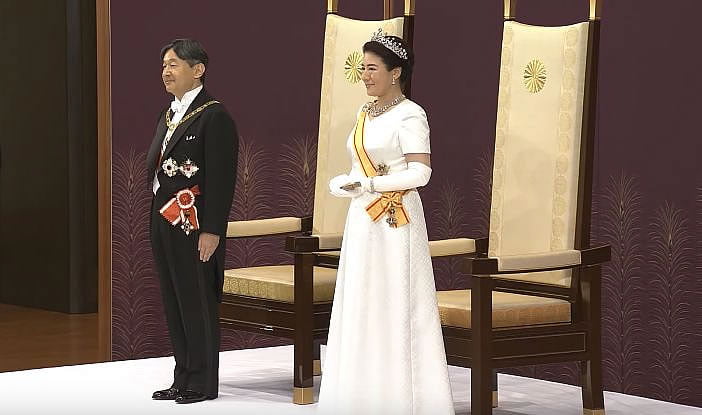 天皇陛下 上皇陛下 皇族の年収 収入状況 1億円程度 を完全解説 年収ガイド