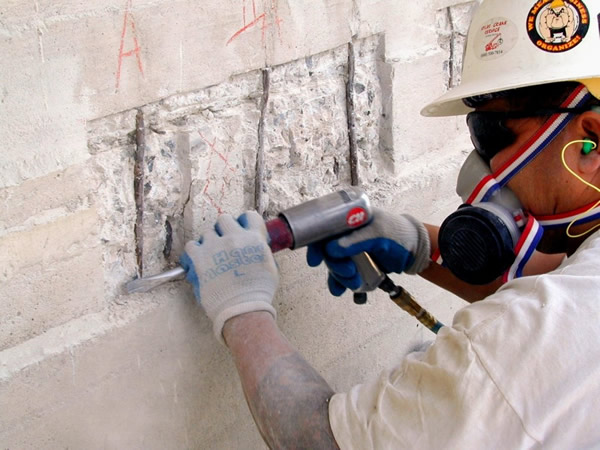 はつり工の年収 厚労省発表 ボーナス 都道府県別 年齢別年収推移がわかるページ 年収ガイド