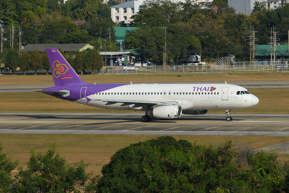 航空機操縦士 パイロット の年収 厚労省発表 ボーナス 都道府県別 年齢別年収推移がわかるページ 年収ガイド 航空機操縦士 パイロット の年収 厚労省発表 ボーナス 都道府県別 年齢別年収推移がわかるページ 年収ガイド